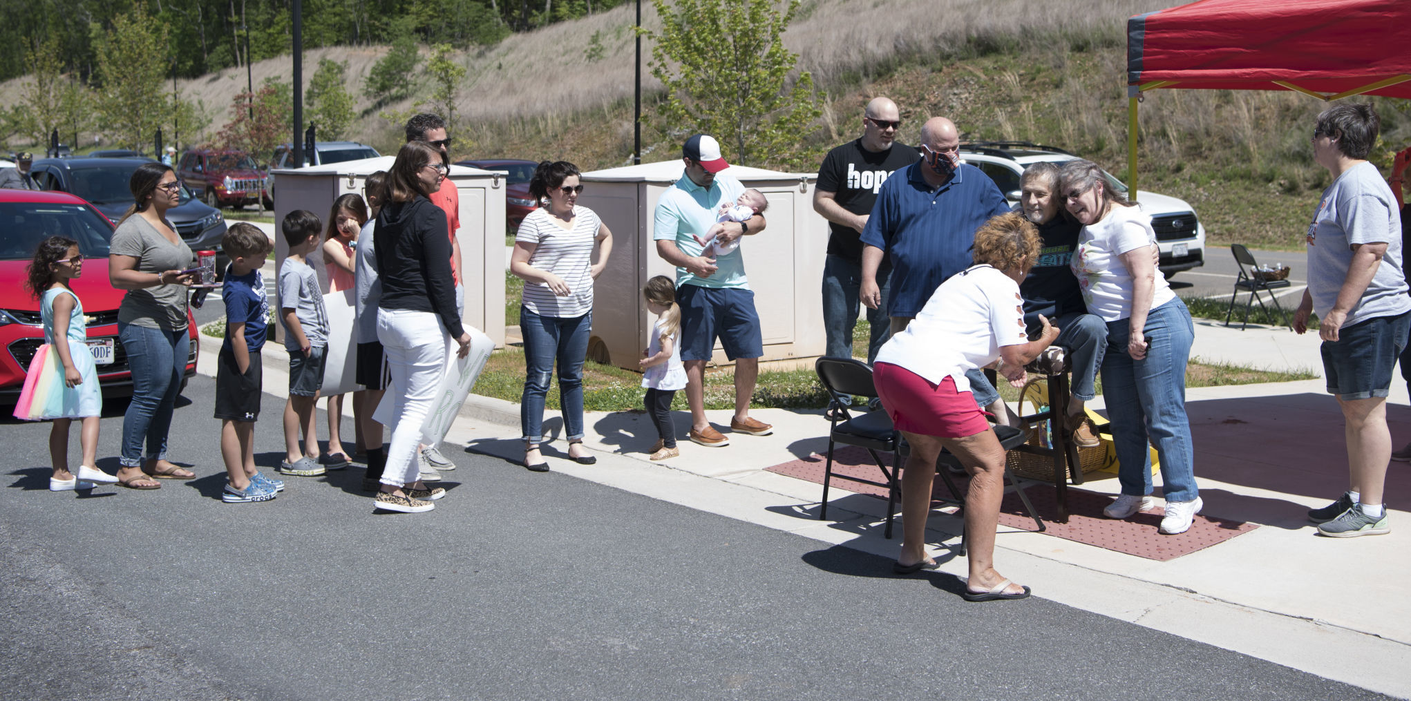 20200505_lna_news_roberts_p6.JPG